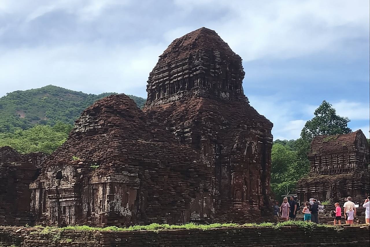 My Son Early Morning Tour & Golden Bridge Ba Na Hill via Cable Car Tour(Private)