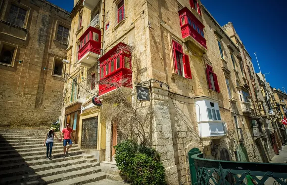 瓦萊塔城市步行導覽