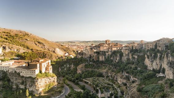 สเปน + พลาซ่า มายอร์ ในเซโกเวีย + ท่อส่งน้ำเซโกเวีย + มหาวิหารเซโกเวีย