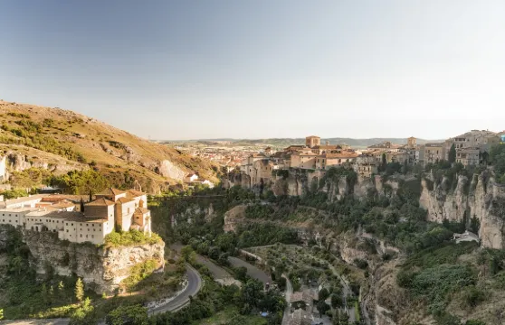 西班牙馬德里昆卡古城+欽瓊一日遊【包車/中文司導/酒店接送】