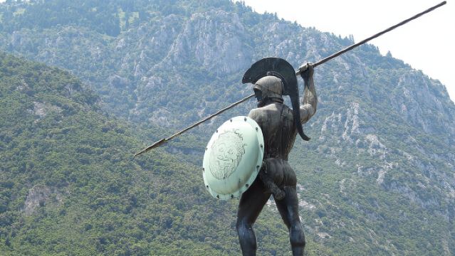 Tour in Piccolo Gruppo a Delfi, Termopili e Antro coricio con i 300 Spartani