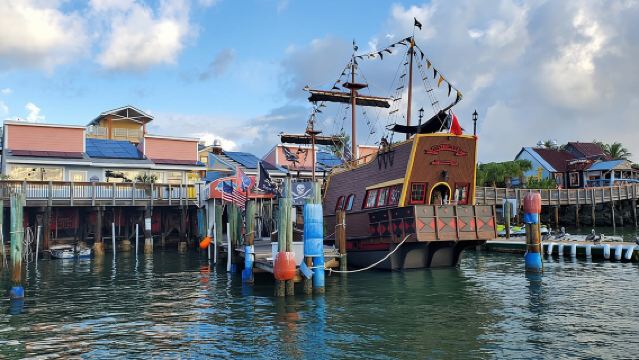 海盜冒險郵輪 - 約翰通行證, 佛羅里達州馬德拉海灘