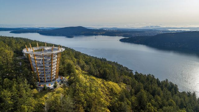 Best of Victoria Group Tour w/ Malahat Skywalk & Butchart Gardens