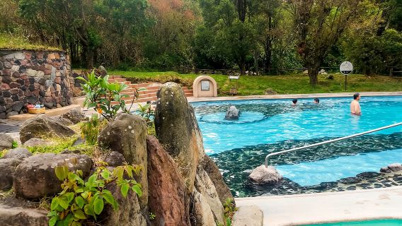 From Quito: Full-Day Papallacta Tour