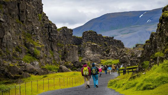 Tour en grupo pequeño en español: Círculo Dorado desde Reikiavik