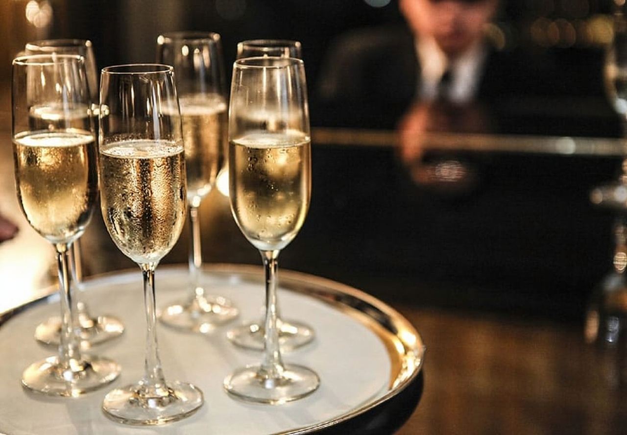 Paris : Spectacle Cabaret Paradis Latin avec Champagne en option