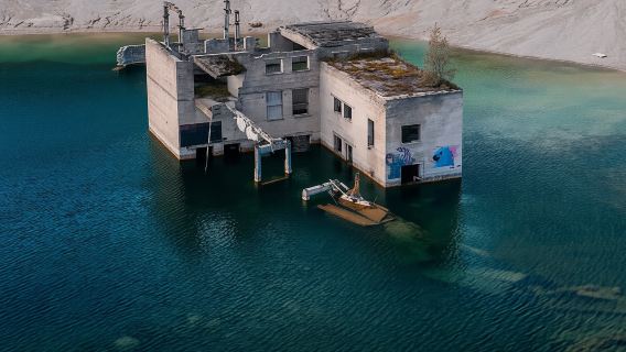 Tallinn: tour di un giorno alle scogliere costiere e alla cava sommersa di Rummu