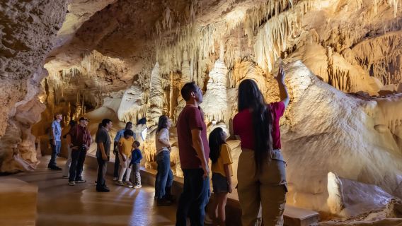 San Antonio: Natural Bridge Caverns Hidden Wonders Tour