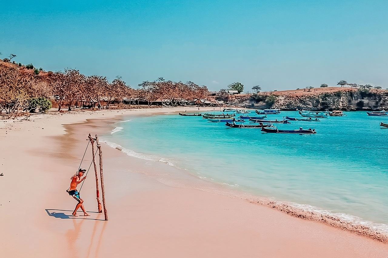Pink Beach Lombok: A Hidden Paradise One Day Tour