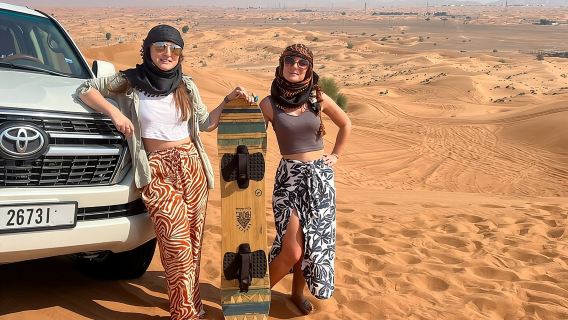 ซาฟารีทะเลทรายส่วนตัวยามเช้าที่ดูไบ: ขี่อูฐและเล่นแซนด์บอร์ด