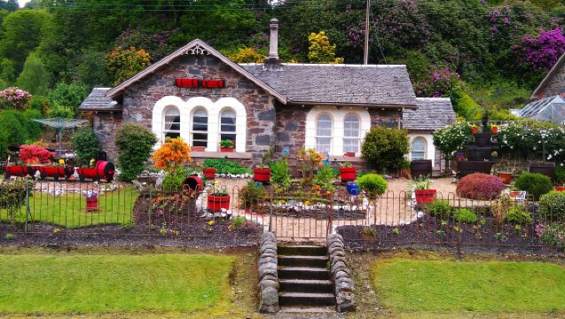 ตั้งแต่ กลาสโกว์: ทัวร์ปราสาทสเตอร์ลิงและทะเลสาบโลมอนด์