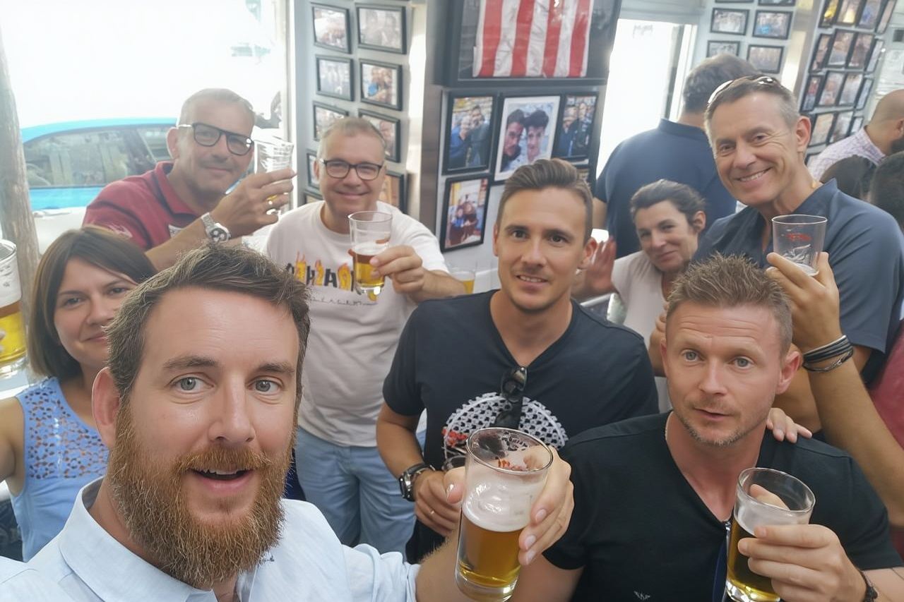 Tour del vino e delle tapas gourmet di Barcellona