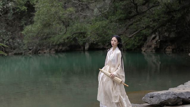 恵州Tripメモリー【ドライバー兼ガイド兼Tripメモリー+ウェディングフォトドローン撮影ミニムービー+メイク・衣装+旅程カスタマイズ+未編集写真全データ提供】