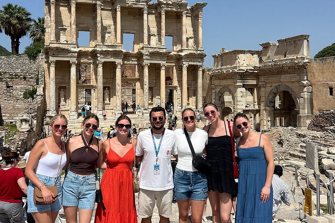 Ancient Ephesus and Pamukkale with Lunch Tour FROM IZMIR
