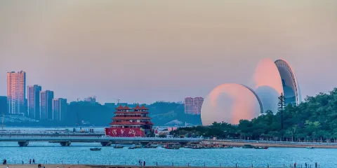【上門接送】珠海經典一日遊·日月貝+野狸島+珠海漁女+情侶路