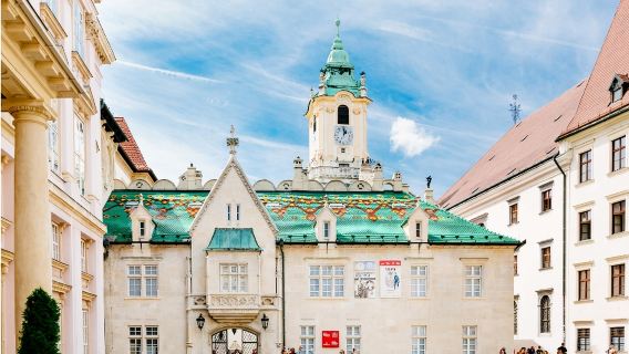 perjalanan satu hari ke Bratislava & kapal pesiar dari Wina