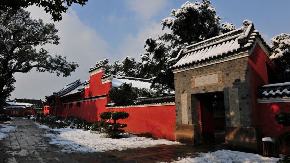 2人起私家團龍虎山象鼻山上清古鎮一日遊南昌上饒上門接送
