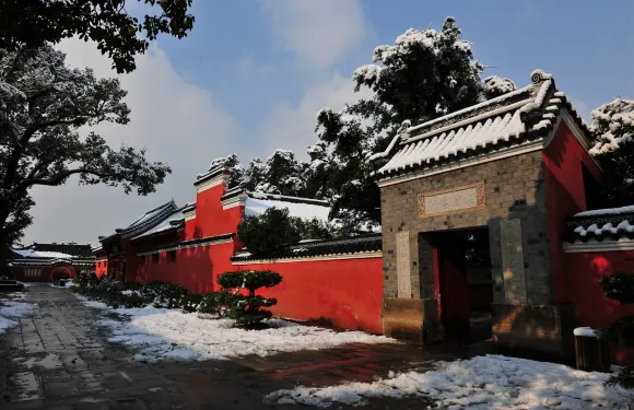 2人起私家團龍虎山象鼻山上清古鎮一日遊南昌上饒上門接送