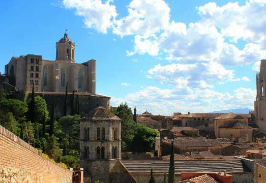 3-Hour Walking Tour in Girona, Spain: The Walls/Churches/Game of Thrones Filming Locations