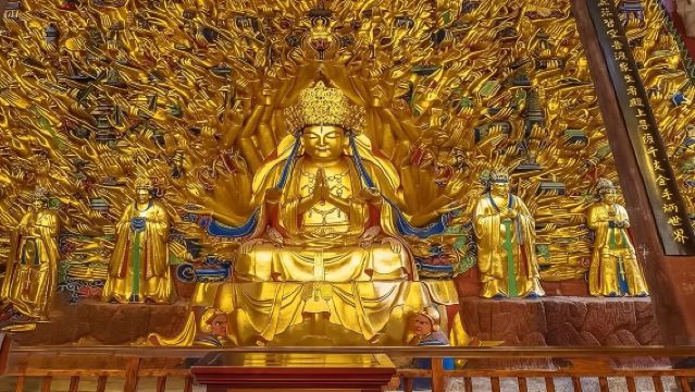 寶頂山+北山+數位電影+大足石刻博物館-三場人員導覽純玩一日遊