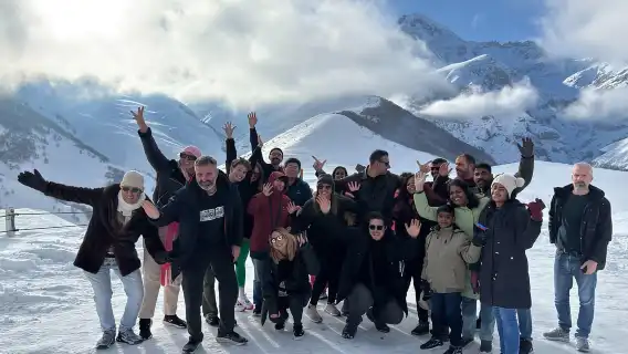 ทบิลิซี: ทัวร์ Jinvali, Ananuri, Gudauri, Kazbegi และ Gergeti