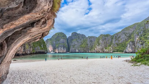 Da Phi Phi: crociera al tramonto nella baia di Maya e nuoto nel plancton