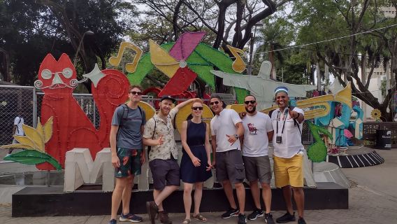 Tur Jalan Kaki Afro. Warna-warni Cali.