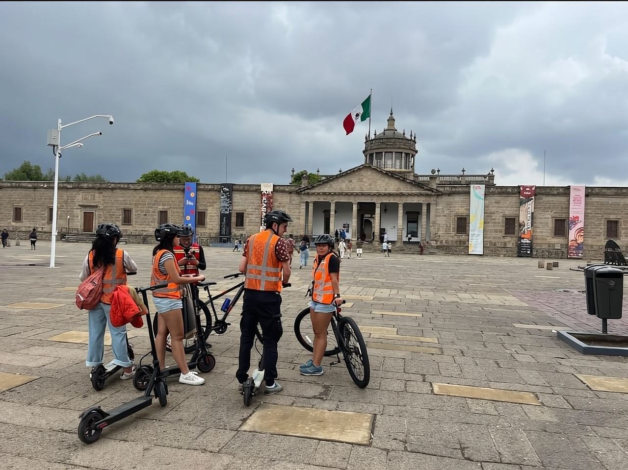 Guadalajara: giro in bicicletta della città visitando i luoghi di interesse.