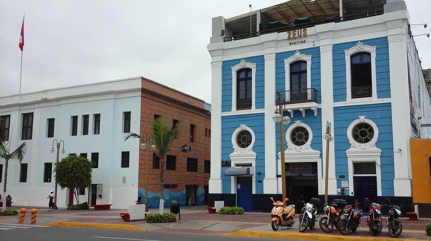 Peru Lima Old Town Cultural Tour: Plaza de Armas and Cathedral Private Charter Day Tour in Chinese/English