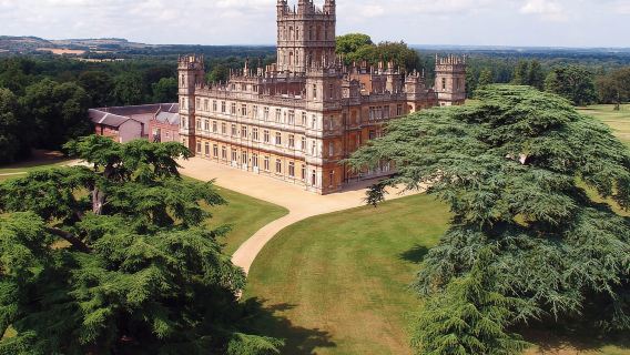 ทัวร์หมู่บ้านและคฤหาสน์ Downton Abbey แบบกรุ๊ปเล็กจากลอนดอน