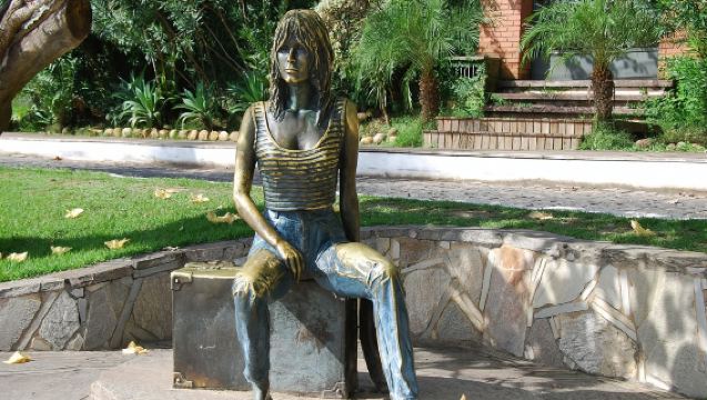 Discover Buzios with Boat Tour and Lunch - Full-Day Tour