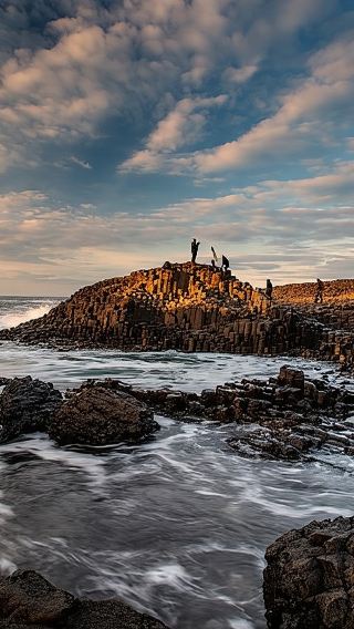 1-day tour to Giant's Causeway + The Dark Hedges in the UK|round-trip from multiple cities/Game of Thrones filming location