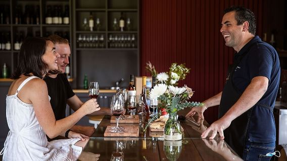 Audrey Wilkinson Vineyard: Fromage and Fortified Wine Experience