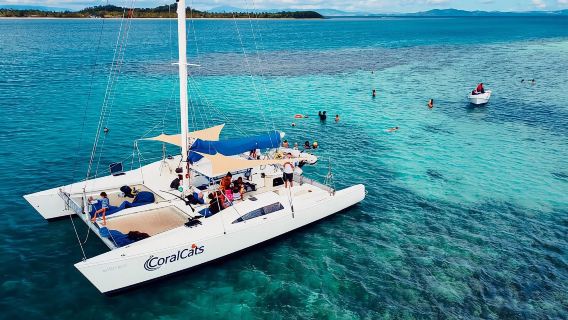Фиджи, Нади, острова Маманука, морской однодневный тур на Coral Cats