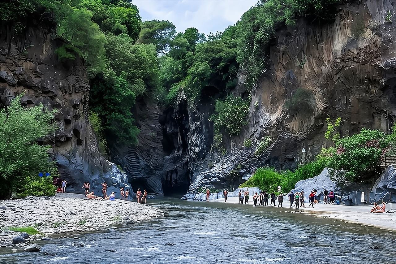 Escursione Etna e Gole dell'Alcantara