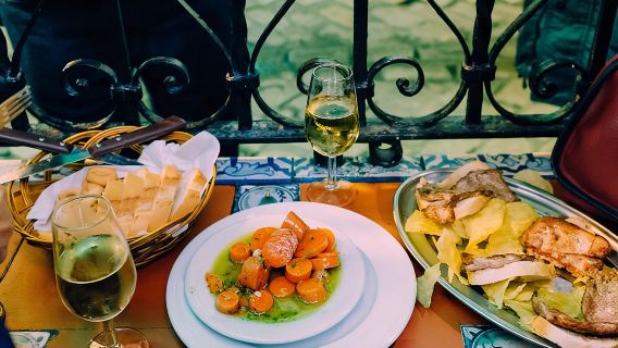Tour gourmet delle tapas di Triana a Siviglia