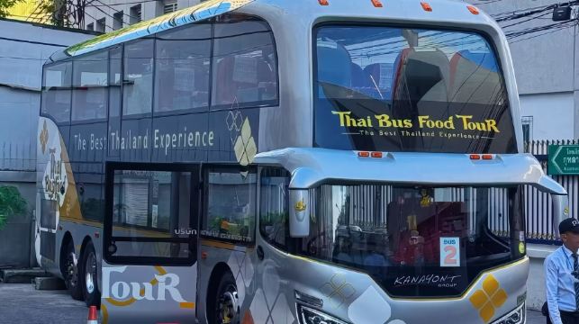 曼谷美食觀光巴士Thai Bus Food Tour【一站式打卡曼谷地標｜美食+美景都不容錯過】