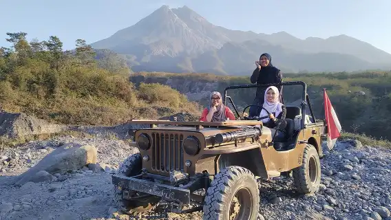 Borobudur(climb up), Merapi Volcano and Prambanan Temple Tour