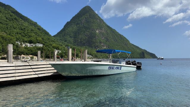 Privatcharter für einen Tag: Bootstour von St. Lucia nach Soufriere