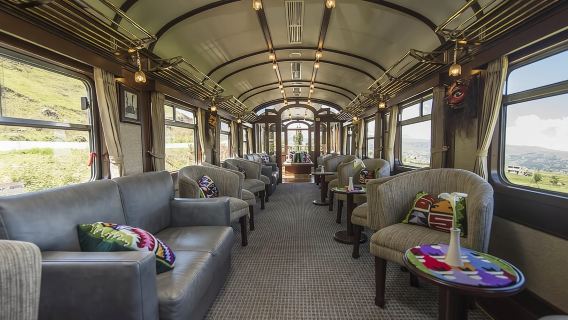 Cusco: Vistadome train to Aguas Calientes round trip