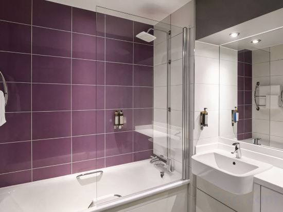 Premier Inn Dresden City Zentrum - Tap to explore photos