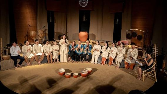 Hanoi: Biglietti per Gom Show - Spettacolo musicale tradizionale in ceramica