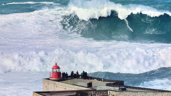 葡萄牙經典一日遊｜從千年修道院到懸崖燈塔，邂逅童話古堡村