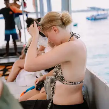 From Gili Air: Snorkeling with Turtles & Underwater Statue | Trip.com