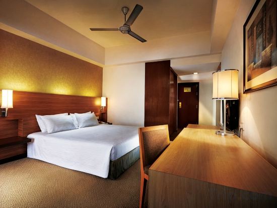 Resorts World Genting - Highlands Hotel, formerly known as Resort Hotel Room Type - Deluxe Double or Twin Room