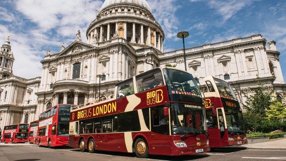 Ночной туристический автобус BIG BUS в Лондоне, Великобритания