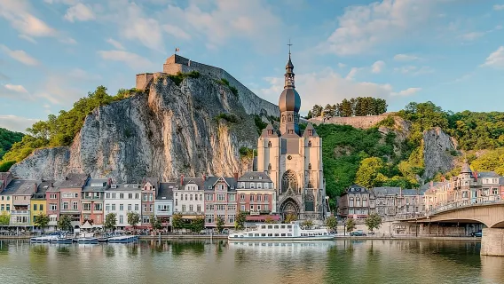 Excursión de un día a Luxemburgo y Dinant en Bélgica|Descubre el pequeño principado|La cuna del saxofón|explicación del guía