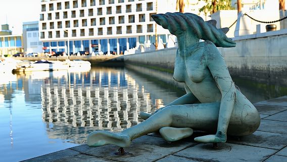 Self-guided Discovery Walk Faro's statues, ships and sanctuaries