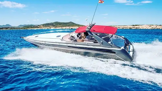 Private Yacht Tour with Drinks and Snorkeling in Gran Canaria