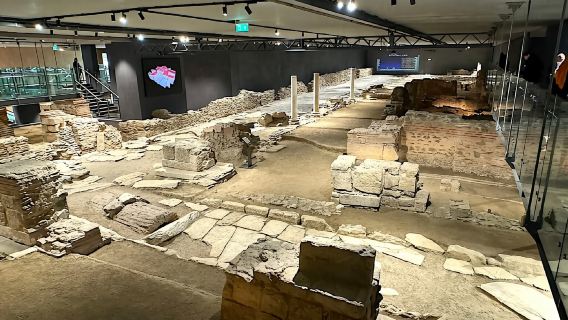 Thessaloniki: Capture the Moments